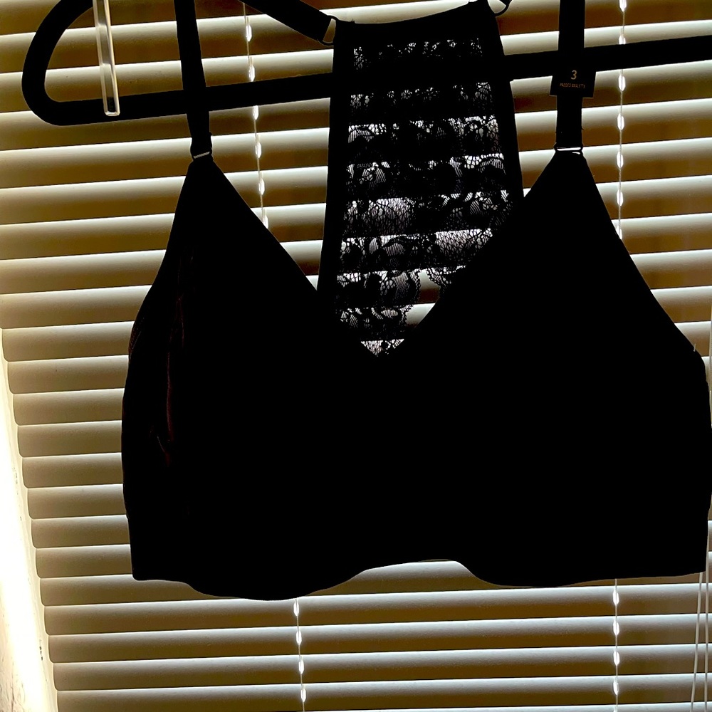 Torrid black with lace bralette NWT